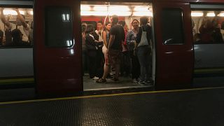  مترو كراكاس مجاني بسبب نفاذ التذاكر