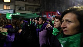 Abortuszellenes tánc Argentínában
