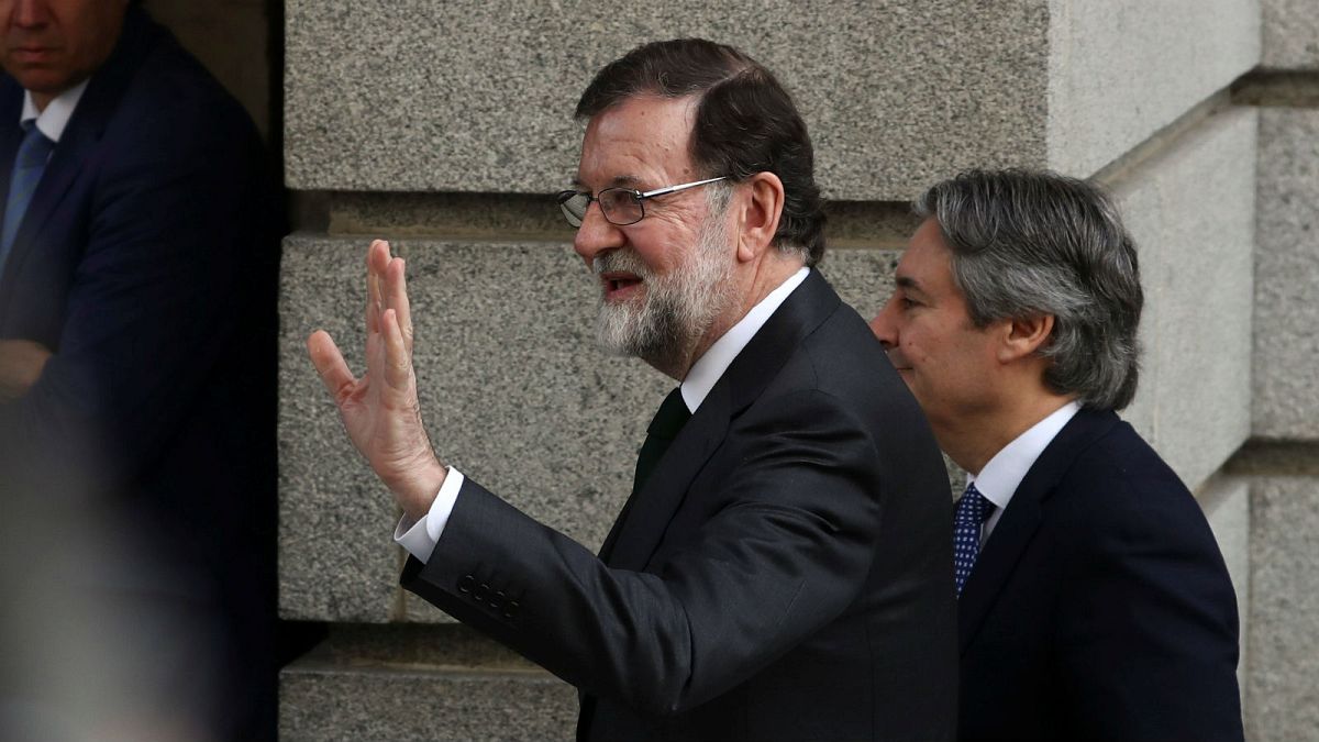 Spain's Rajoy ousted in no-confidence vote, Pedro Sánchez of socialist party to become new PM