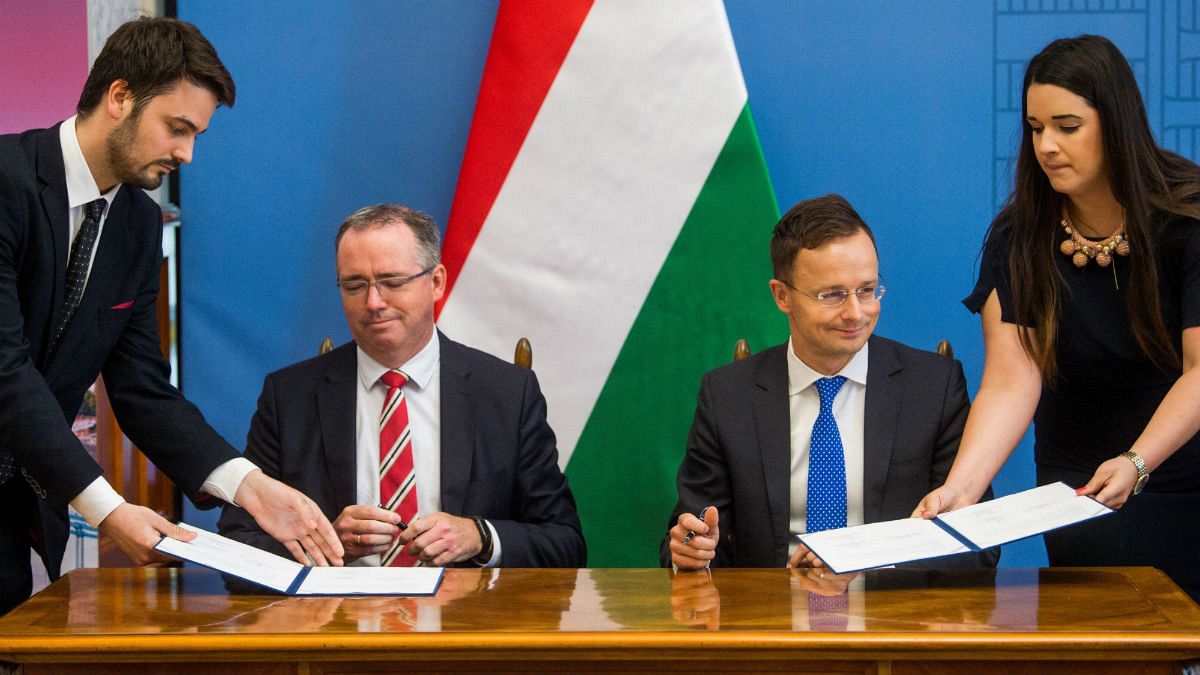 Stratégiai megállapodást írt alá Magyarország az Exxonnal