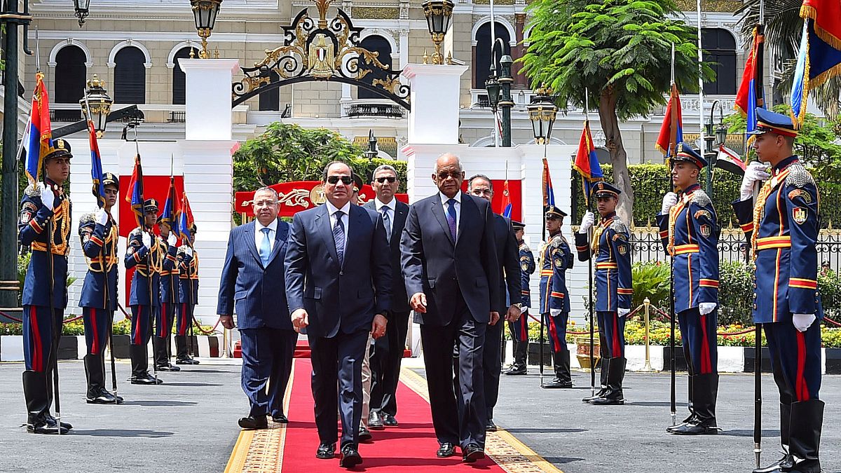 Al-Sisi toma posse para mais quatro anos de mandato