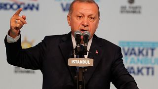 إردوغان "ينهى" عمل خدمة أوبر في تركيا