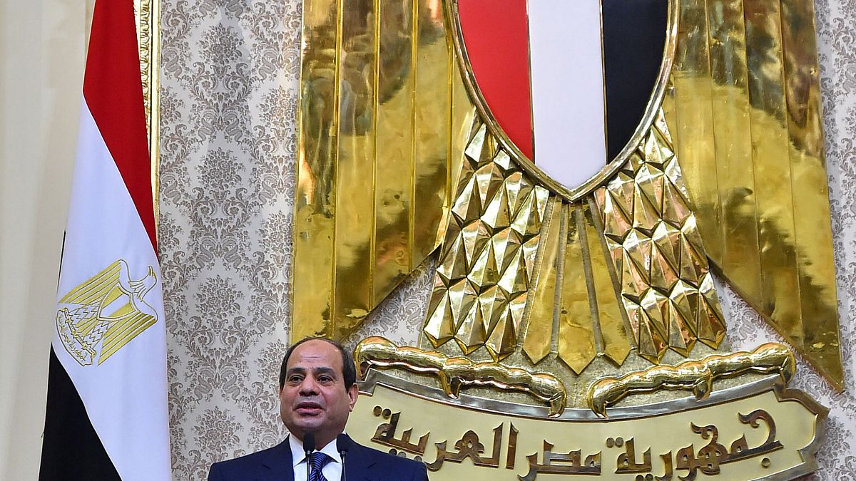 Mısır Cumhurbaşkanı Sisi yemin ederek göreve başladı
