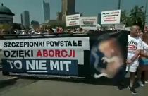 Oltásellenes tüntetés Lengyelországban 
