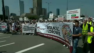  احتجاج على اللقاحات الإجبارية للأطفال في وارسو