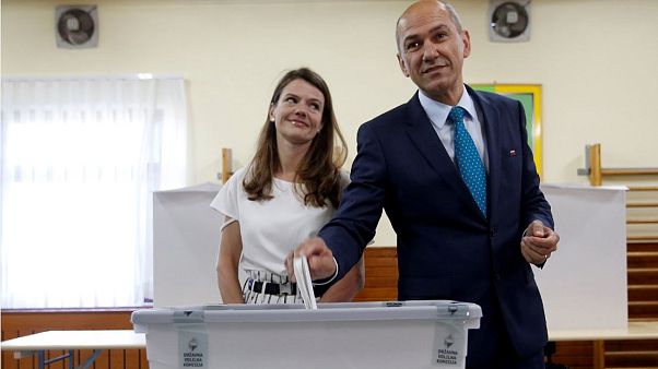 Ο Γιάνεζ Γιάνσα, ηγέτης του ακροδεξιού κόμματος SDS Ο Γιάνεζ Γιάνσα, ηγέτης του ακροδεξιού κόμματος SDS
