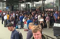 Flughafen Hamburg nimmt Flugbetrieb wieder auf