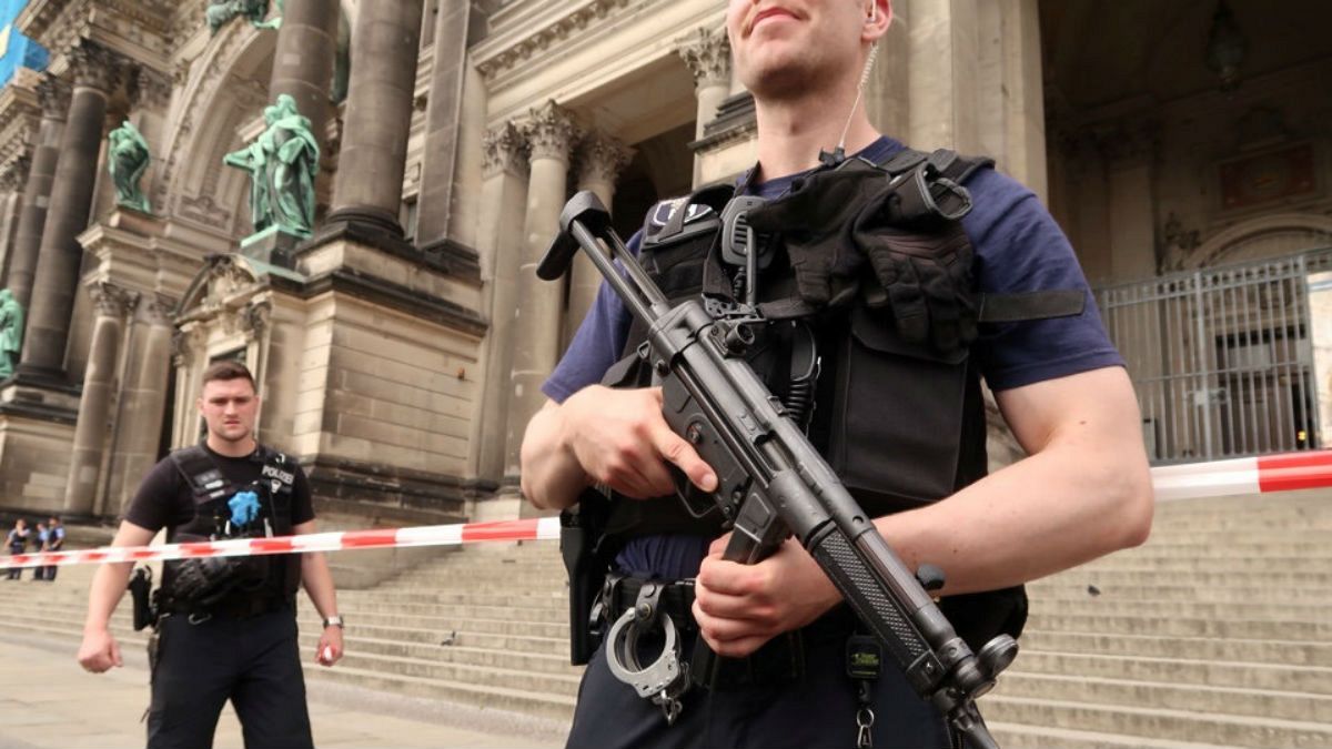 پلیس آلمان تروریستی بودن حمله برلین را رد کرد