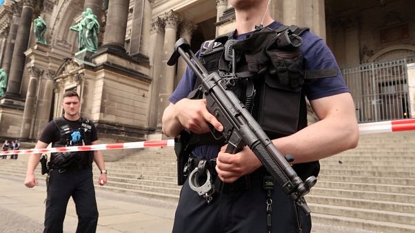 Dos heridos en un tiroteo en la catedral de Berlín Dos heridos en un tiroteo en la catedral de Berlín