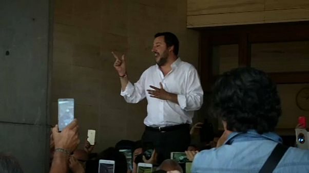 Italiens neuer Innenminister Salvini will Ernst machen gegen Migranten Italiens neuer Innenminister Salvini will Ernst machen gegen Migranten