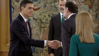 Ισπανία: Κυβέρνηση μειοψηφίας...με καυτή ατζέντα