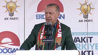 Üble Beschimpfungen im Kampf um Stimmen der Kurden: Erdogan vs Demirtas