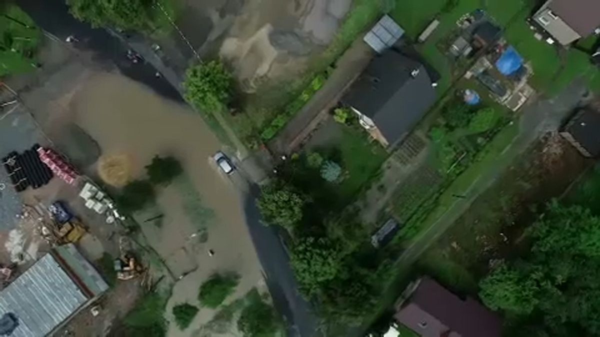 Súlyos károkat okozott a vihar Lengyelországban