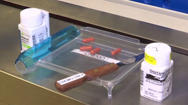 Svolta nella cura del cancro al seno, il 70% delle donne potrebbe evitare la chemio Svolta nella cura del cancro al seno, il 70% delle donne potrebbe evitare la chemio