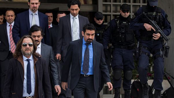 Ελεύθεροι και οι οκτώ Τούρκοι αξιωματικοί - Οργή στην Άγκυρα Ελεύθεροι και οι οκτώ Τούρκοι αξιωματικοί - Οργή στην Άγκυρα