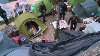 Ликвидация лагеря мигрантов в Париже