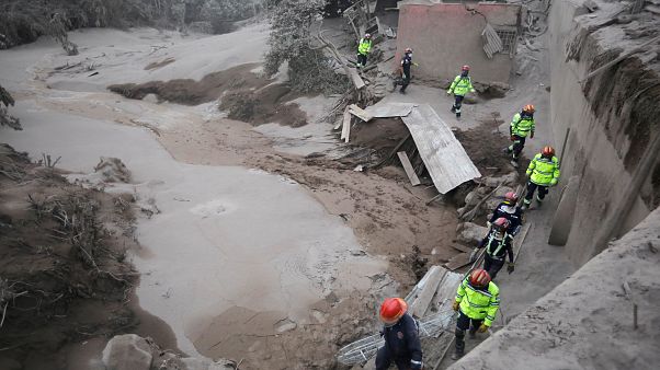 Αυξάνονται διαρκώς τα θύματα του ηφαιστείου Φουέγκο Αυξάνονται διαρκώς τα θύματα του ηφαιστείου Φουέγκο