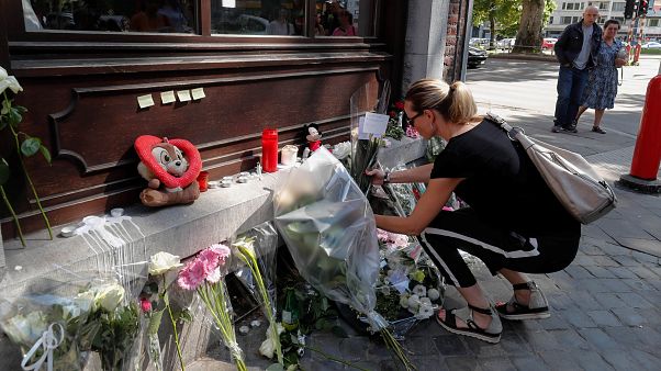 Λιέγη: Θρήνος στην κηδεία των θυμάτων της τρομοκρατικής επίθεσης Λιέγη: Θρήνος στην κηδεία των θυμάτων της τρομοκρατικής επίθεσης