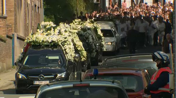 Eltemették a Liege-i terrortámadás legifjabb áldozatát Eltemették a Liege-i terrortámadás legifjabb áldozatát