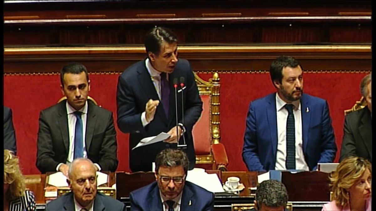 Giuseppe Conte promete "cambios radicales" en Italia