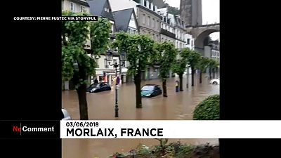 سیل و آب‌ گرفتگی معابر در غرب فرانسه