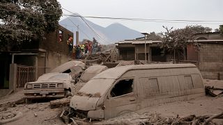 Ganze Ortschaften wurden durch die Asche und Lava zerstört.