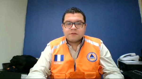 El Volcán de Fuego mantiene en alerta a Guatemala El Volcán de Fuego mantiene en alerta a Guatemala