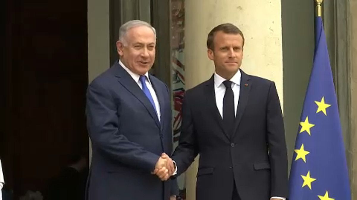 Berlin után Párizsban kampányolt Irán ellen Netanjahu