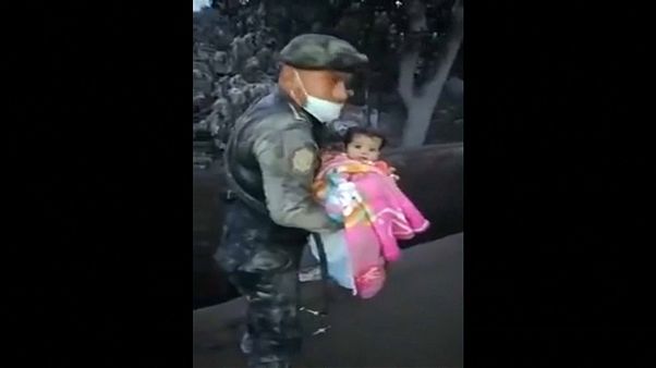 Un bebé rescatado del infierno en Guatemala Un bebé rescatado del infierno en Guatemala