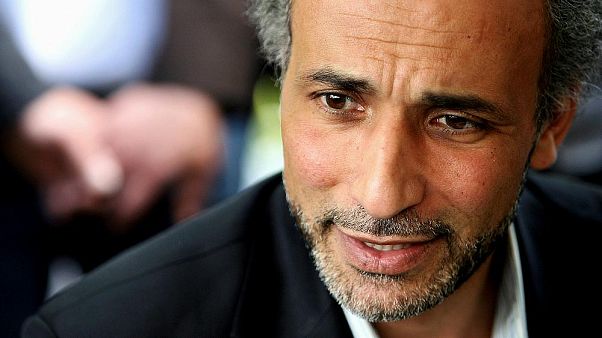 Avrupa İslamının popüler yüzü Tarık Ramazan evlilik dışı ilişkisini itiraf etti Avrupa İslamının popüler yüzü Tarık Ramazan evlilik dışı ilişkisini itiraf etti