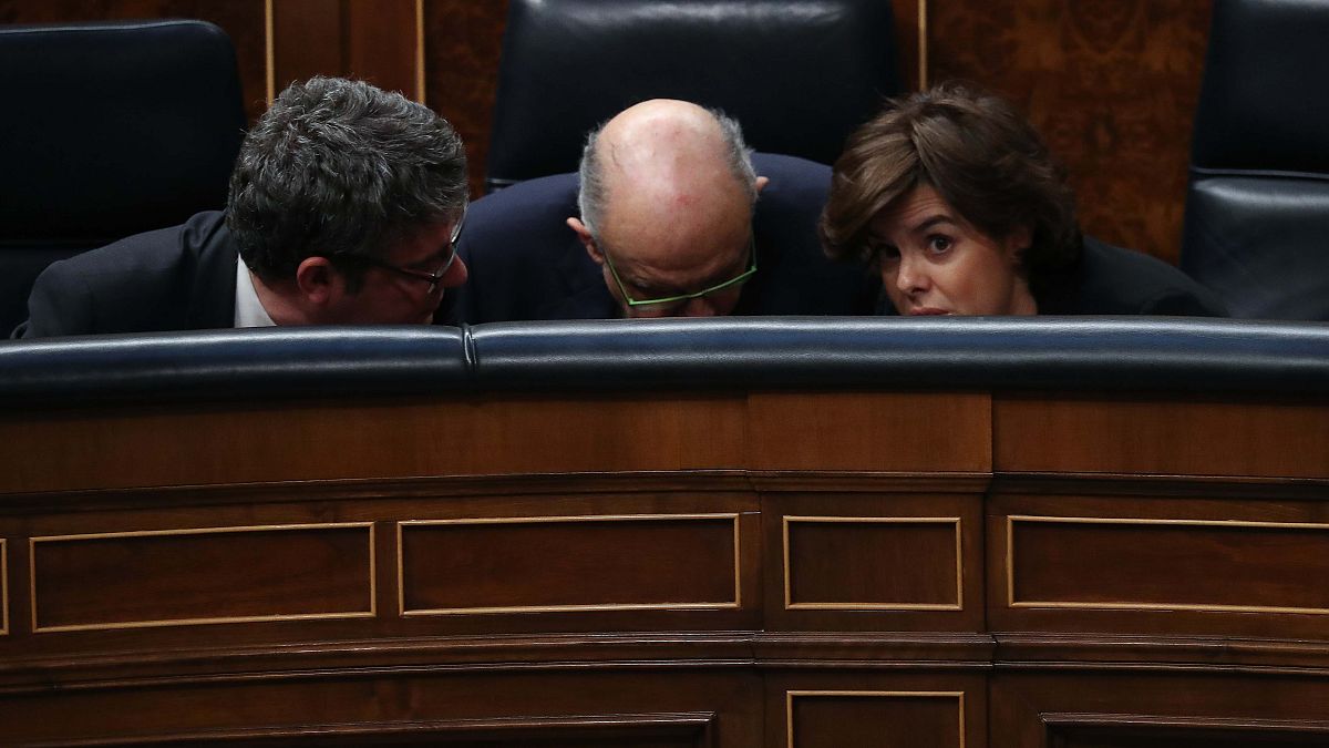 Tras las lágrimas por Rajoy, comienza la batalla por sucederle al frente del PP