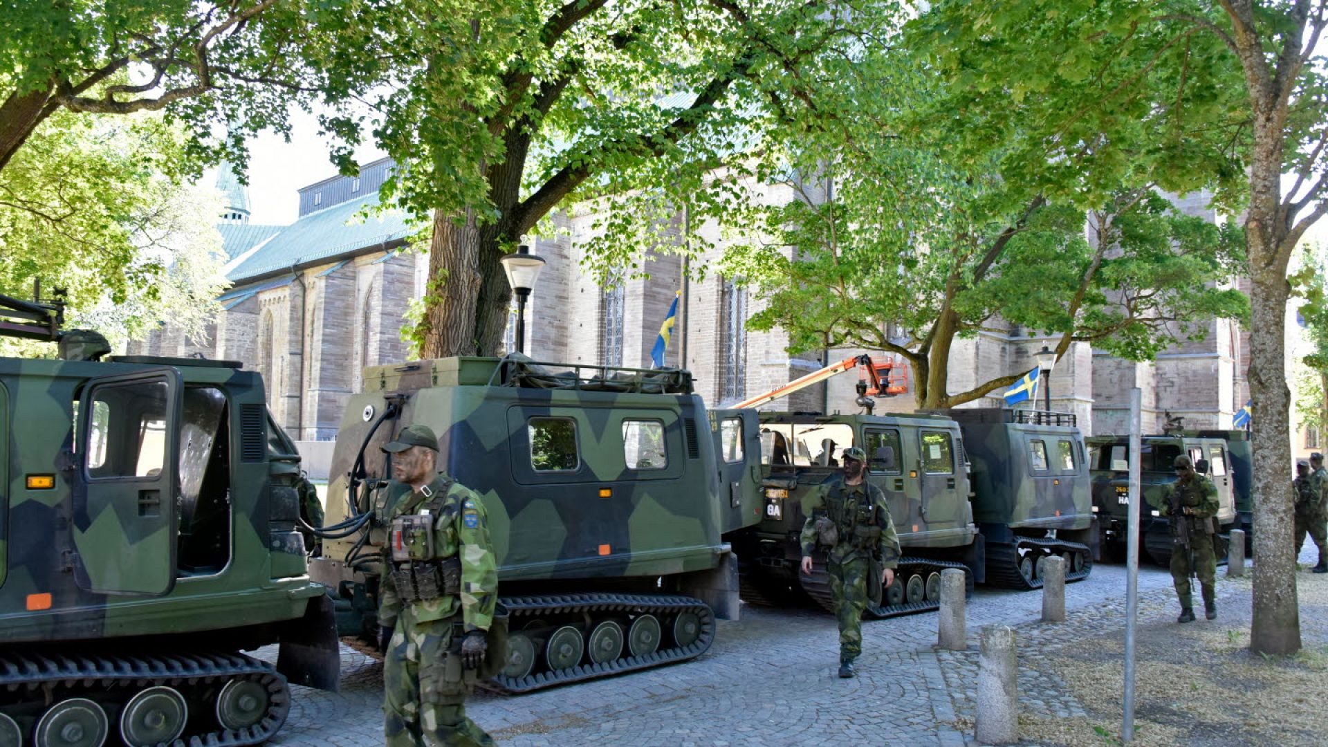 Sweden Mobilises Its Entire Volunteer Army For First Time Since 1975 ...