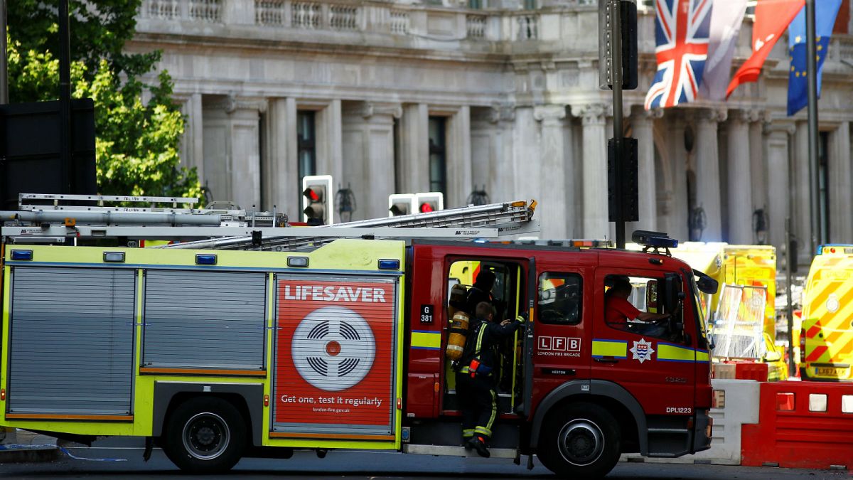 Londres : spectaculaire incendie dans un hôtel de luxe