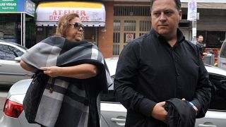 ابن بابلو إسكوبار وأرملته يواجهان تهمة غسيل أموال بالأرجنتين