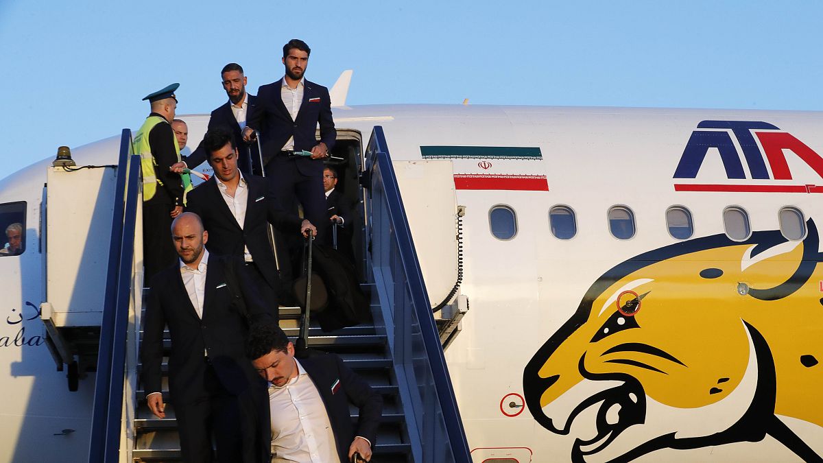 آدیداس: پیراهن ایران را نمی‌فروشیم، از فدراسیون فوتبال ایران بگیرید
