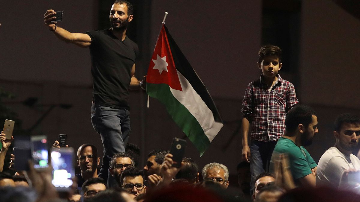 En Jordania, las manifestaciones se extienden por todo el país