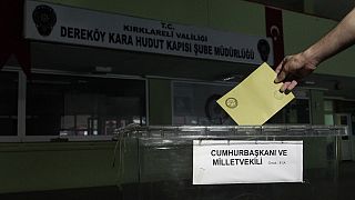 24 Haziran seçimleri için ilk oylar verildi