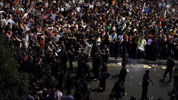 Jordanos na rua contra a austeridade Jordanos na rua contra a austeridade