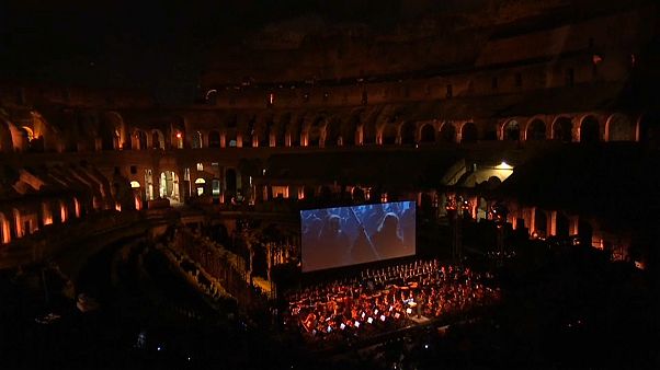 "Gladiador" ao vivo no Coliseu de Roma "Gladiador" ao vivo no Coliseu de Roma