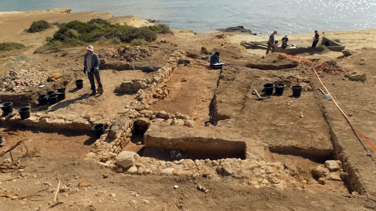 Κύπρος: Αρχαιολογική ανασκαφή ίσως ανακάλυψε το καλύτερα διατηρημένο αρχαίο λιμάνι της Μεσογείου