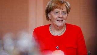 Droit d'asile : Angela Merkel veut faire cause commune