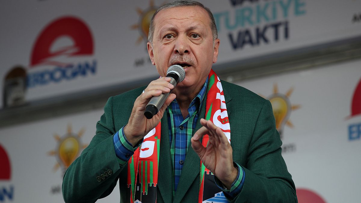 Cumhurbaşkanı Erdoğan'dan "Millet kıraathaneleri" projesi