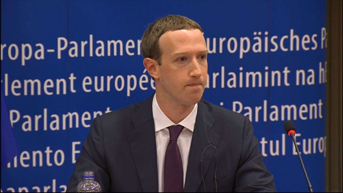 مؤسس فيسبوك مارك زوكربرغ أمام البرلمان الاوروبي