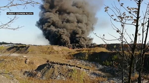 Polonya'nın AB'den ithal ettiği atıklar korkutuyor Polonya'nın AB'den ithal ettiği atıklar korkutuyor