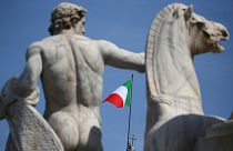 Jean-Claude Juncker: "Italia merece respeto y confianza"
