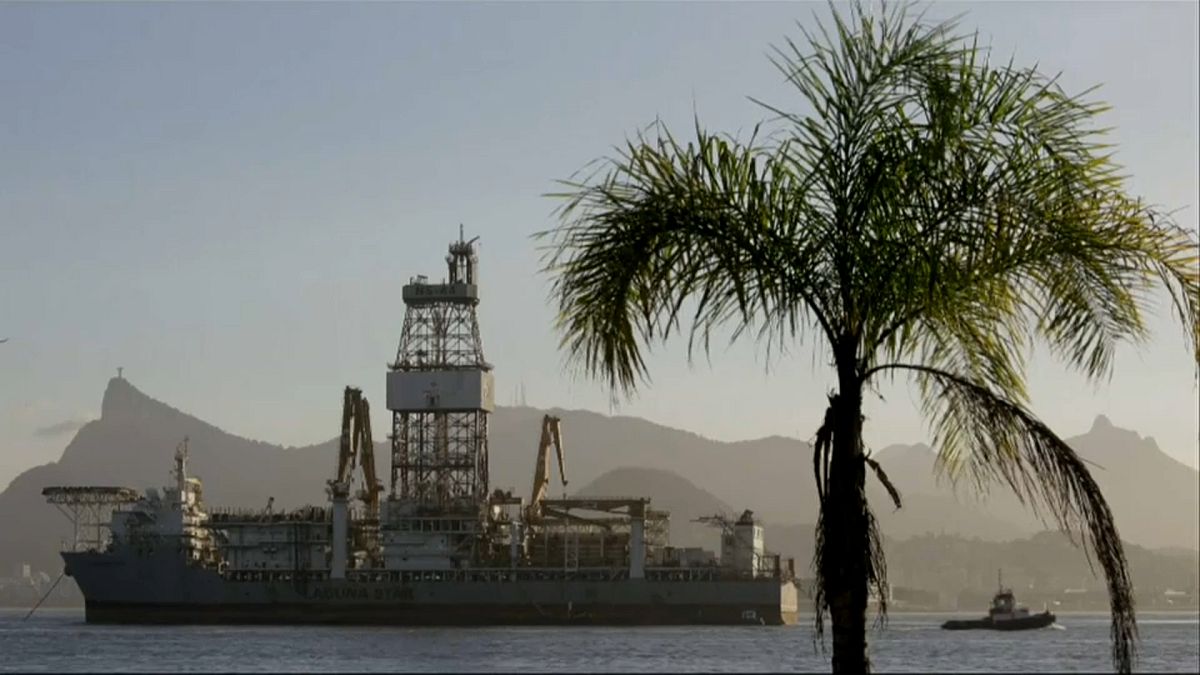 Brasil arrecada mais de 700 milhões de euros em leilão de explorações petrolíferas