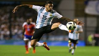 الإصابة تغيب لاعب الأرجنتين لانتسيني عن كأس العالم