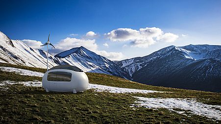 Back to nature in an ecocapsule