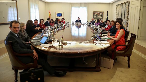 Iσπανία: Πρώτη συνεδρίαση του υπουργικού συμβουλίου Iσπανία: Πρώτη συνεδρίαση του υπουργικού συμβουλίου