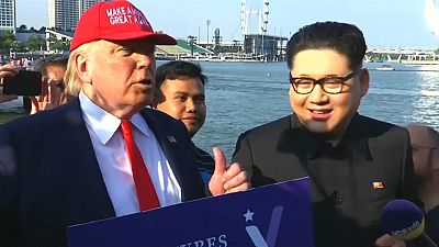 Dobles de Trump y Kim Jong Un arrasan en Singapur